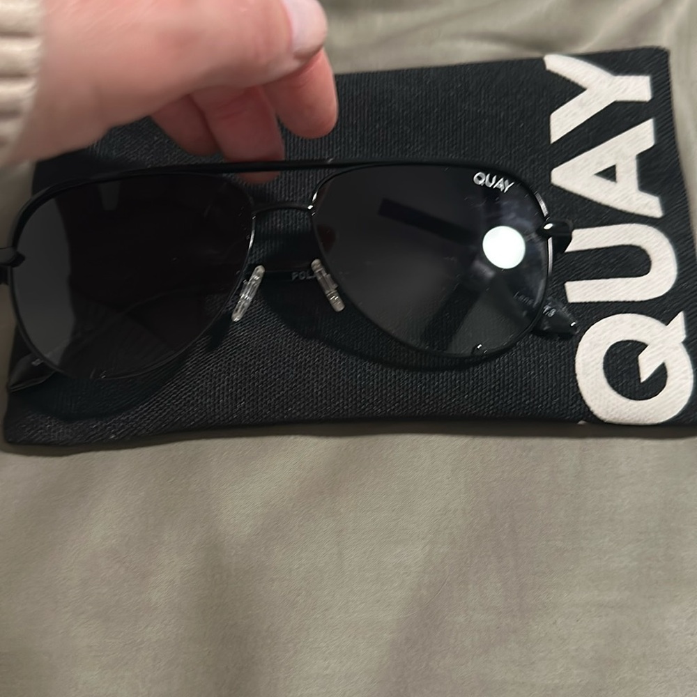 Quay Glasses - image 1